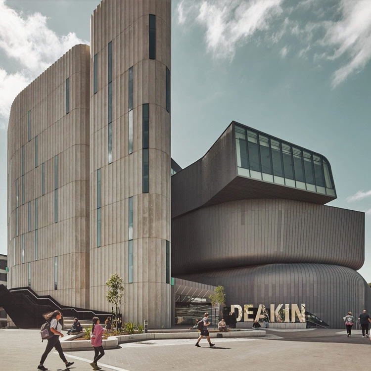 Deakin University India Campus: Offering Business Analytics and Cyber Security&nbsp;Courses