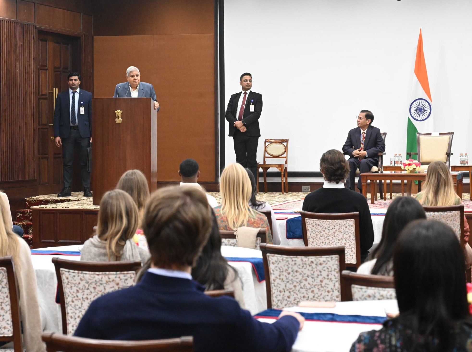 Harvard Business School Students Meet Vice President of India – CitiTimes
